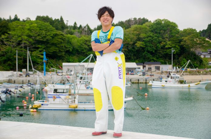 病を乗り越え、漁師×絵描きの二⼑流!/浅野健仁くん 病を乗り越え、漁師×絵描きの二⼑流!/浅野健仁くん