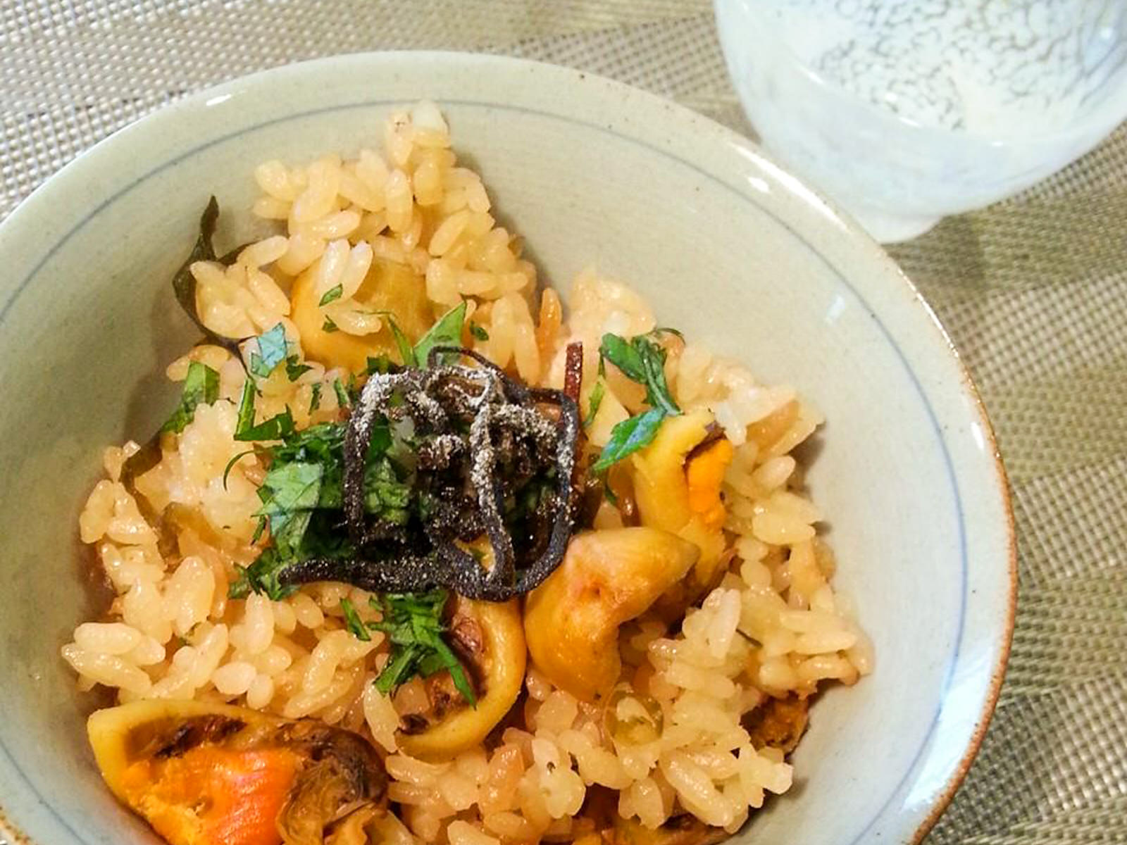 船上での採れたてホヤ試食体験 おすばでジャーニー#2