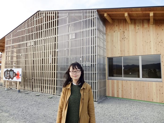 NEWS STAND SATAKE-3