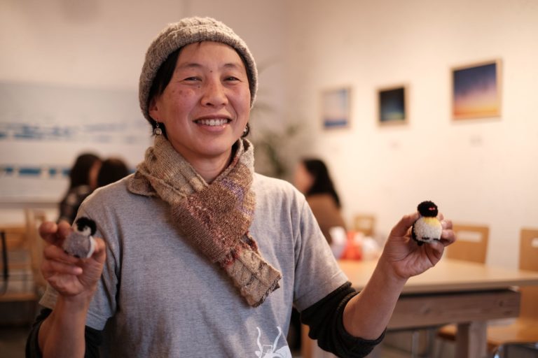 南極と南三陸で「生きる」を教わった石井洋子さん。南極写真展開催中